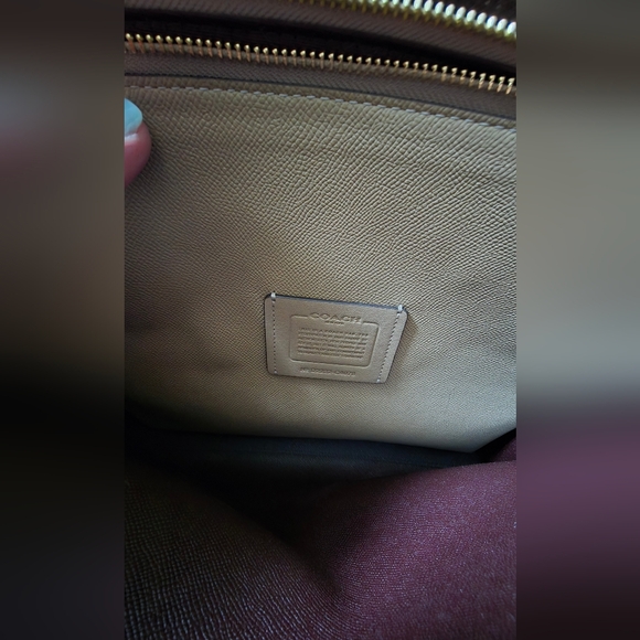 Coach Tatum Carryall Leather Women's Bag Taupe New - Picture 10 of 12